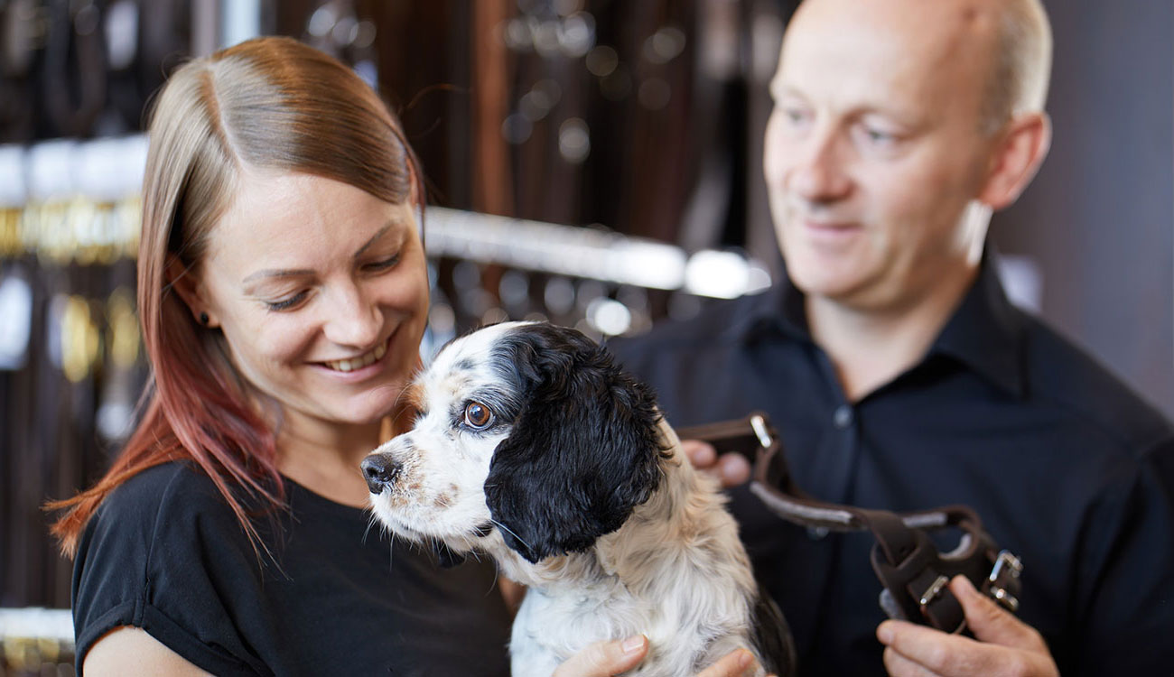 siegfried-beraet-kundin_1